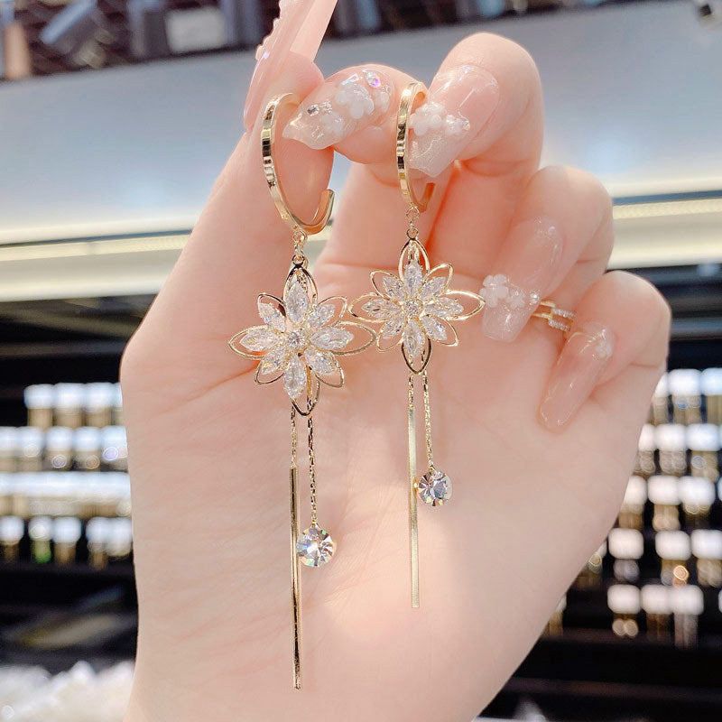 Stylish Flower Earrings Women's Tassel Imitation Crystal